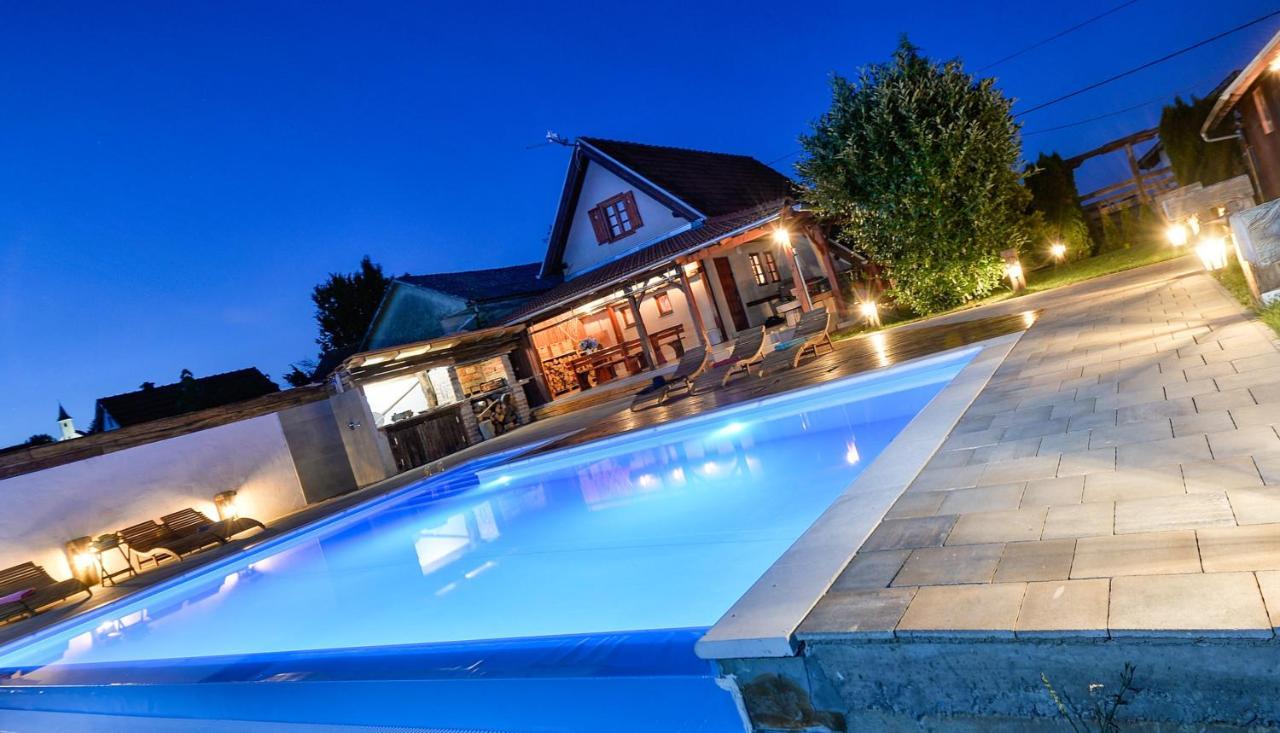 Holiday Home Dika Sveti Martin Na Muri Exterior photo