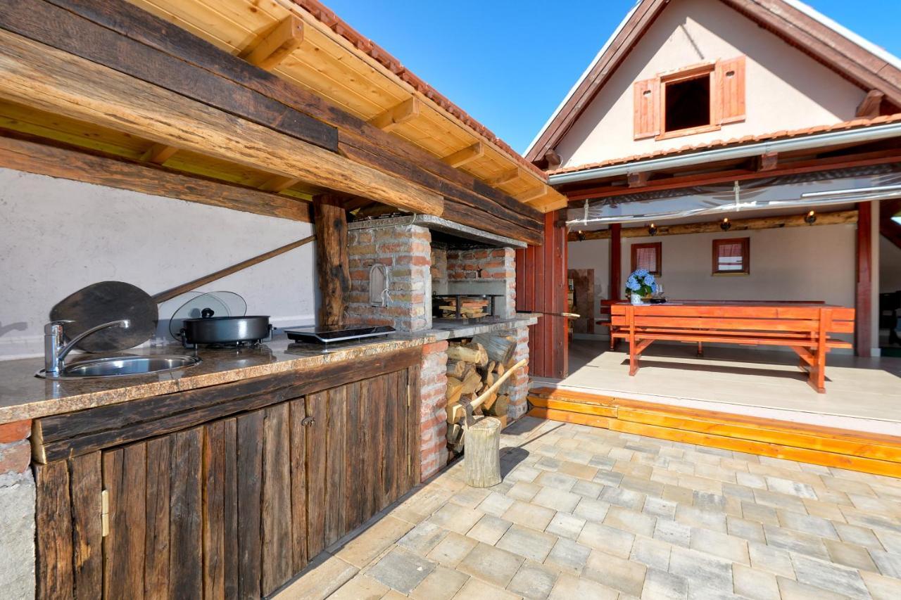 Holiday Home Dika Sveti Martin Na Muri Exterior photo