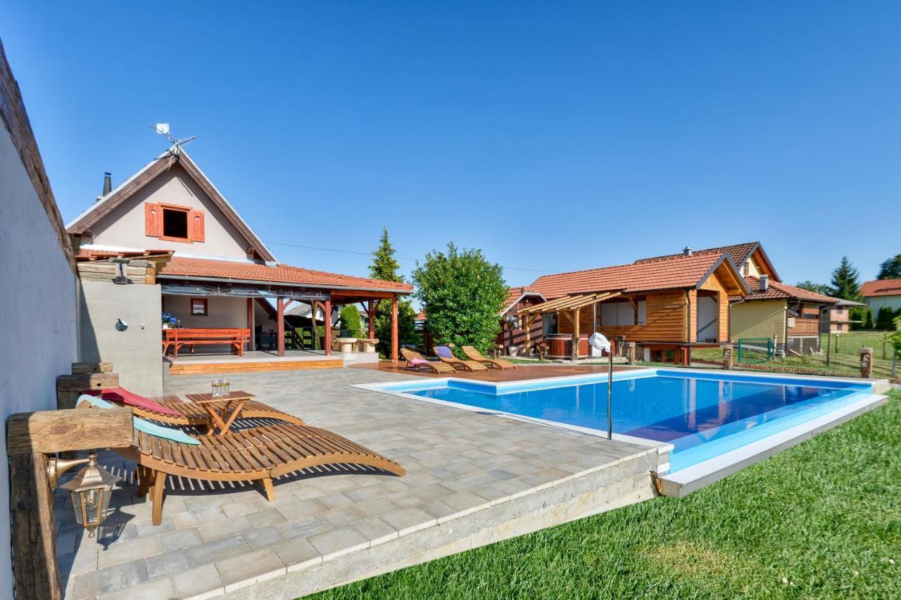 Holiday Home Dika Sveti Martin Na Muri Exterior photo